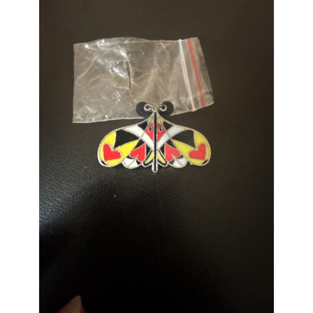 Disney Queen Of Hearts Butterfly Pin